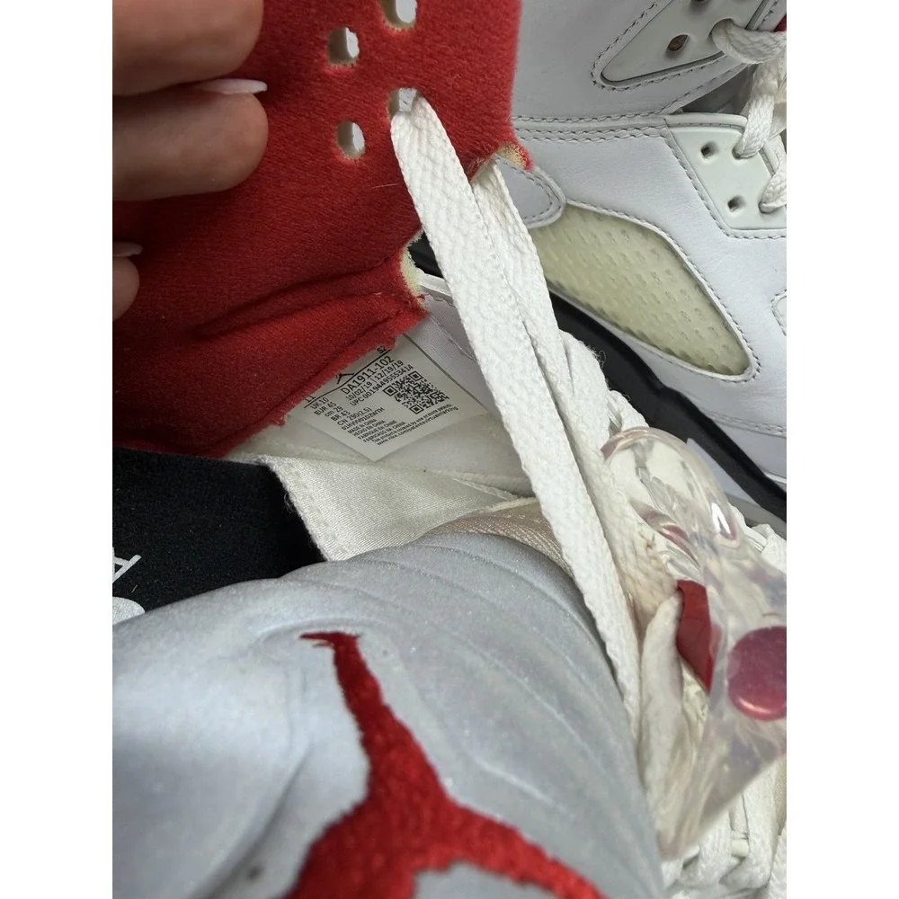 Jordan 5 Retro White Fire Red 2020 DA1911-102 Men's Size 11 Great Condition